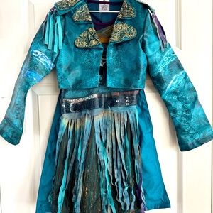 Disney Descendants Deluxe costume.